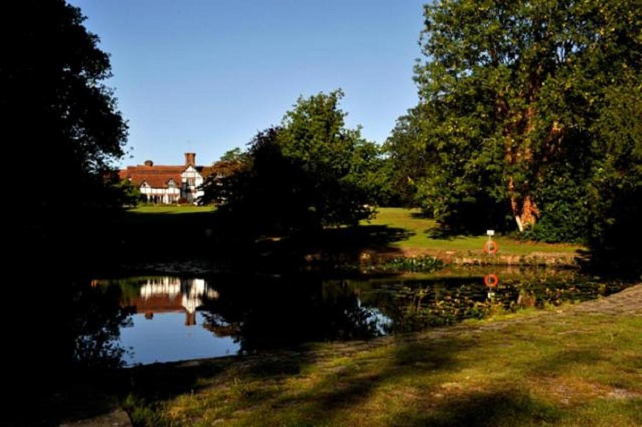 Ghyll Manor Country Hotel Horsham Exterior photo